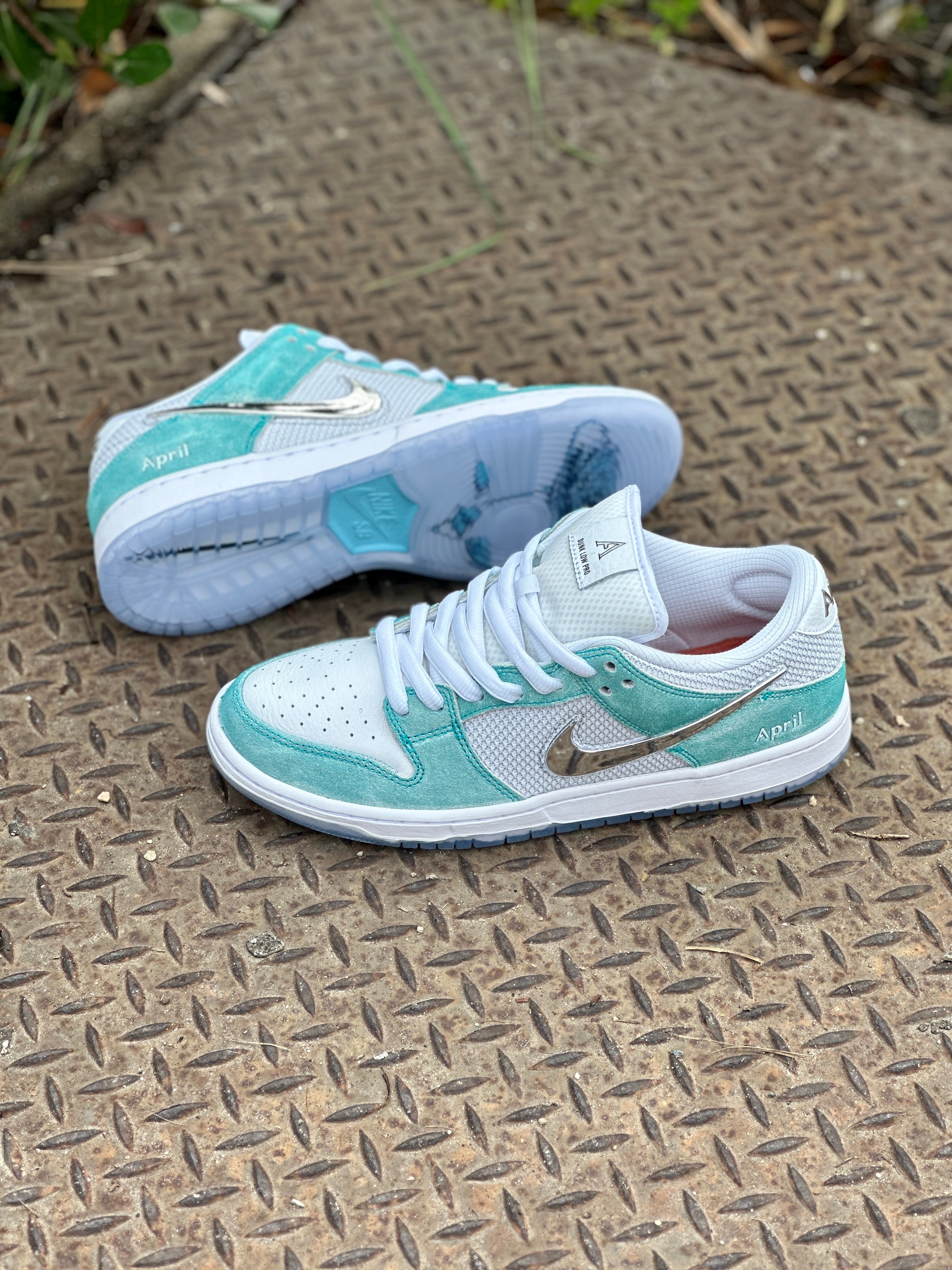 Nike SB x April Skateboards Dunk Low Pro QS – Icon Boardshop