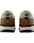 NB Numeric NM933 Andrew Reynolds Shoes - Brown/White